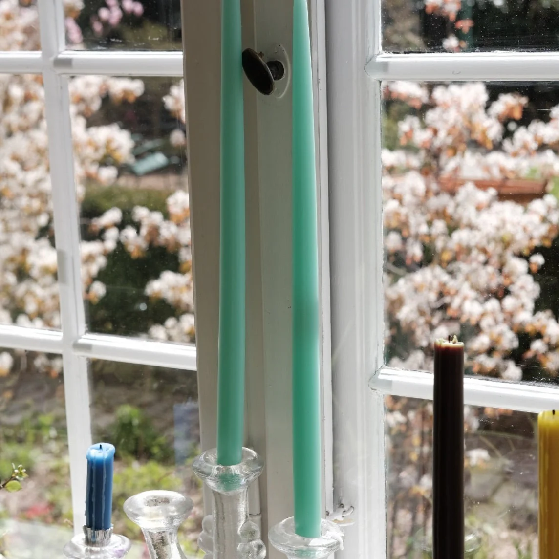 Hånddyppede kronelys • 45 cm • Mint