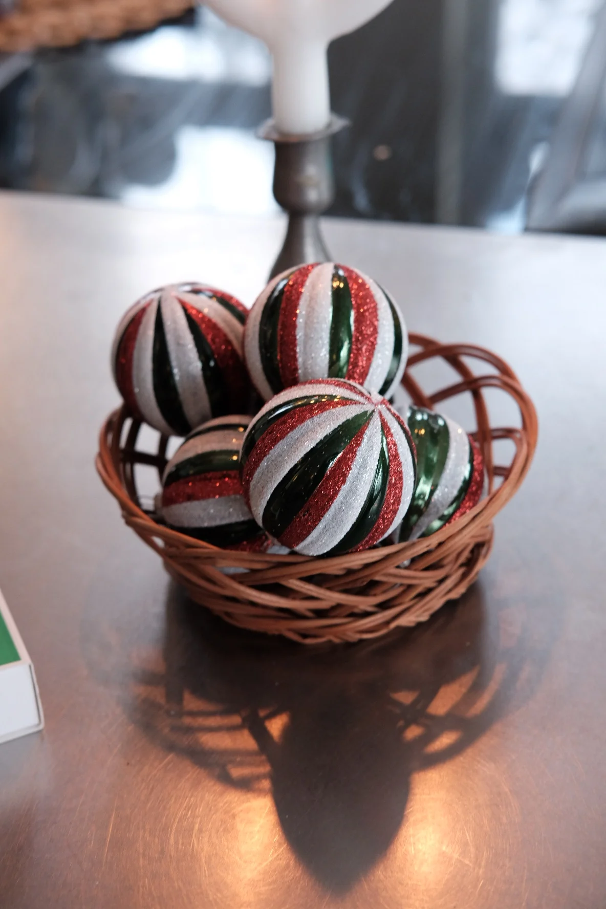 Julepynt • Kugle • Bolsjestribet kugle • 6 stk